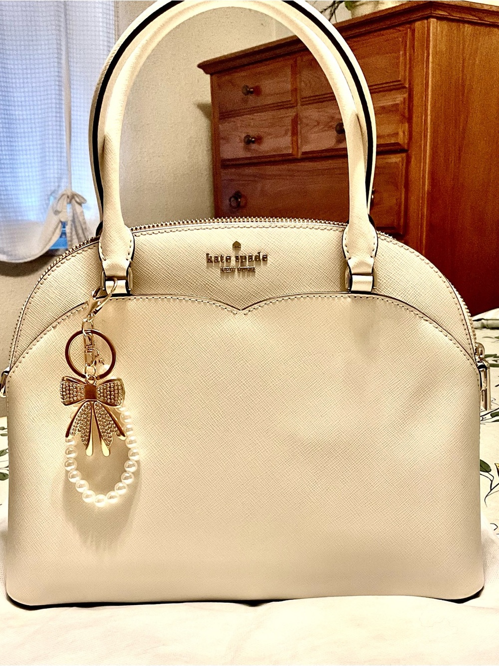 NWOT kate spade Payton Medium Dome Satchel with Pearl Bow Charm